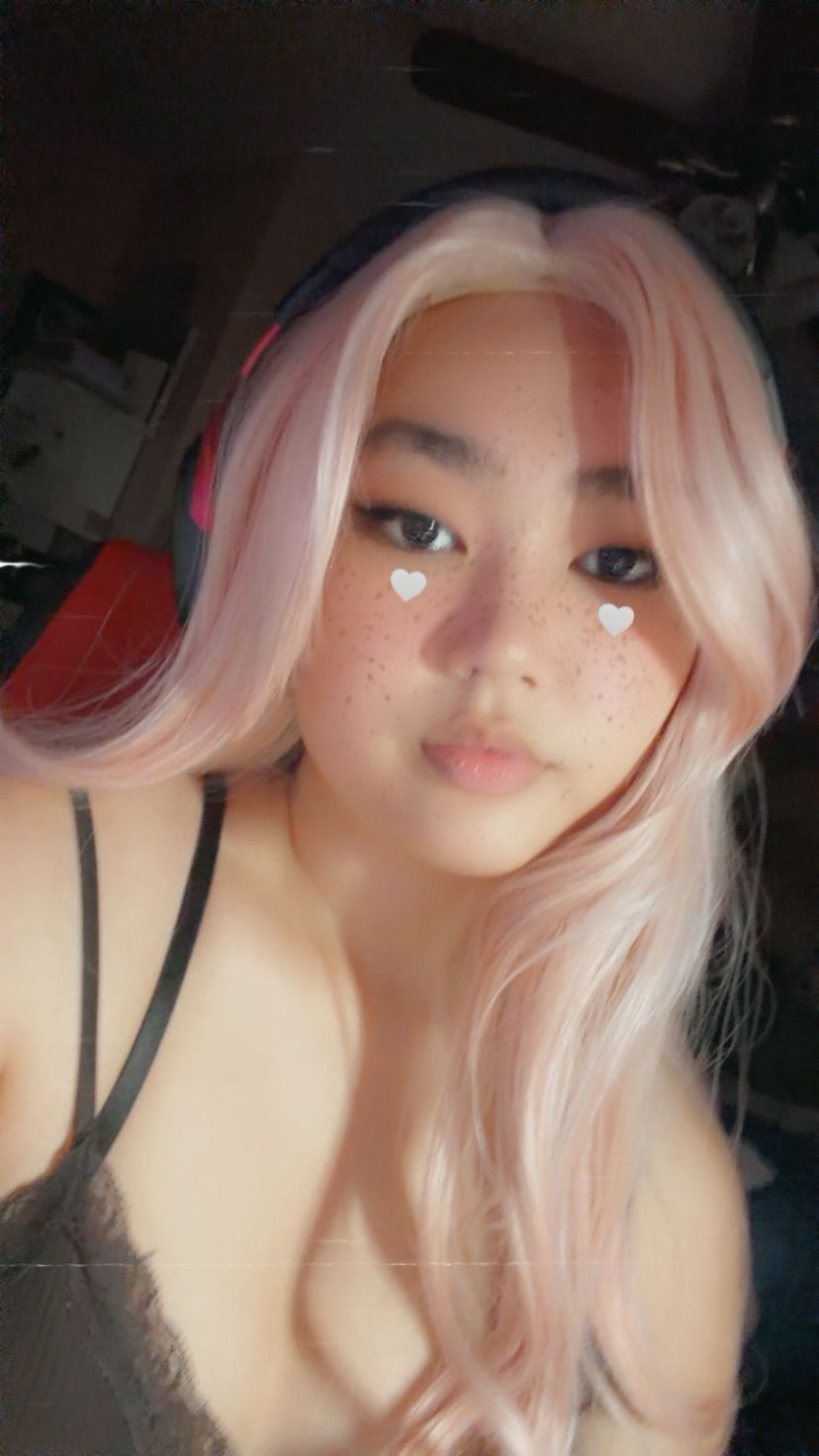 games? chatting? selfies? video call available!