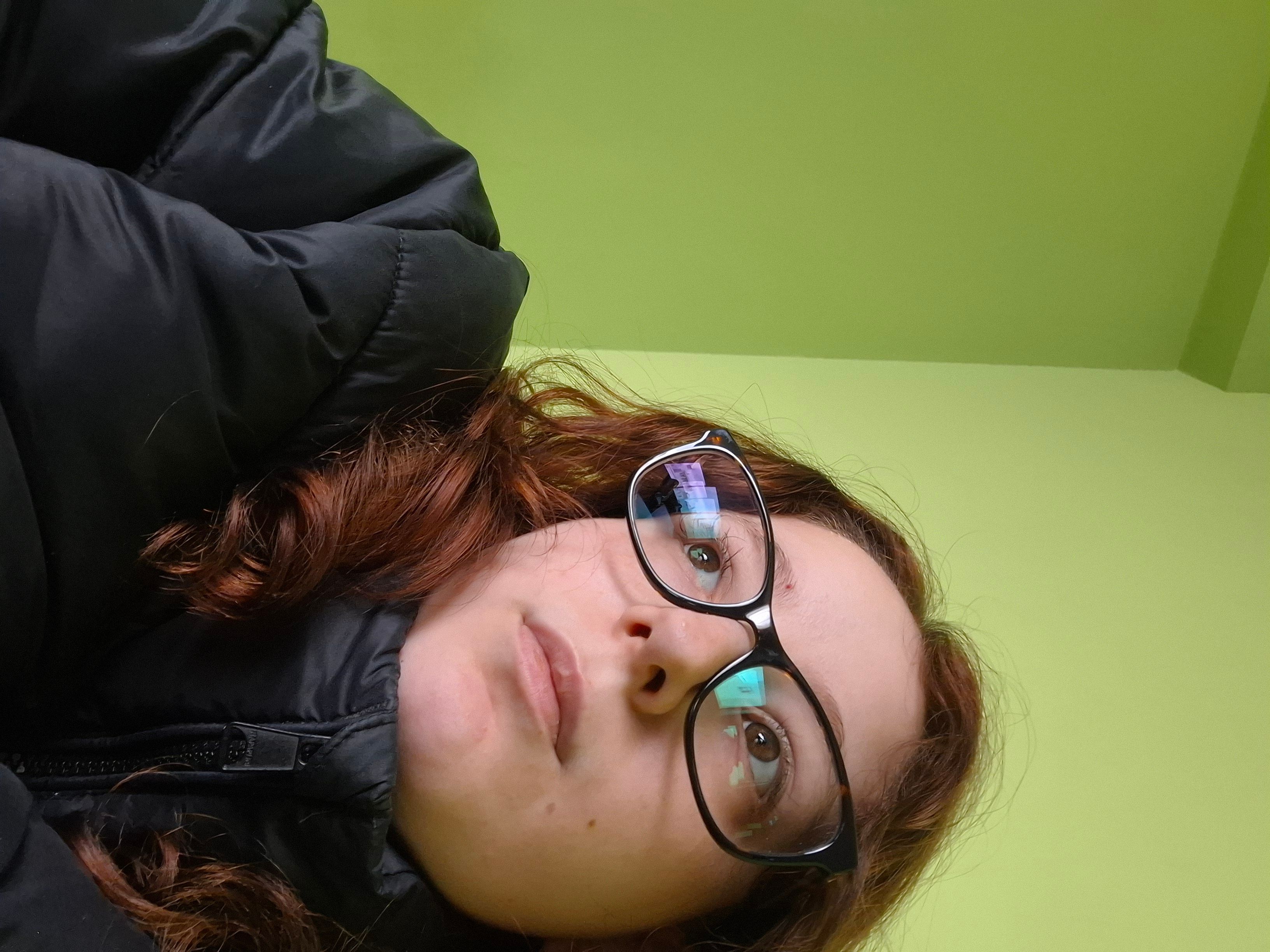 Free to chat<3