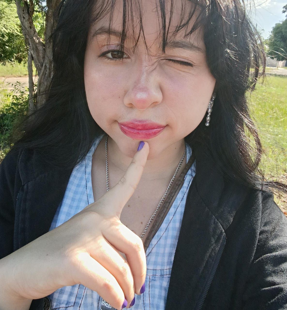 <33