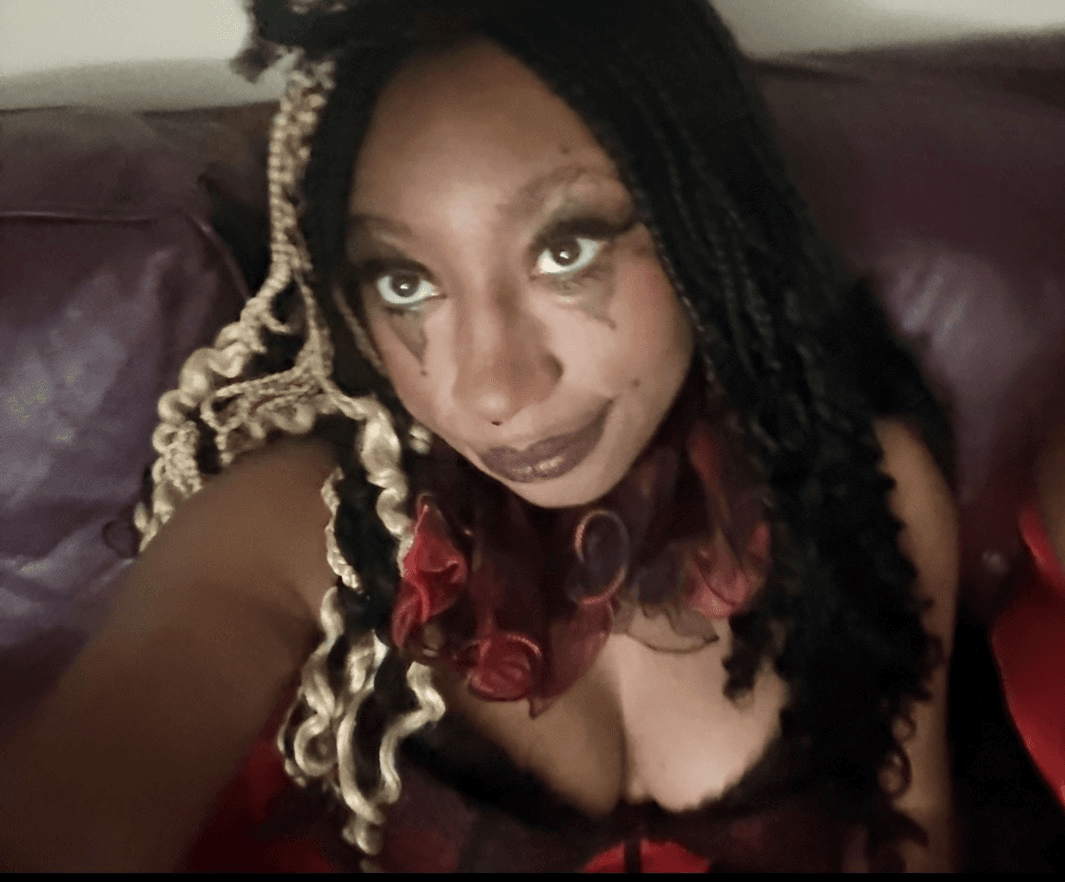 avail for games + vid calls