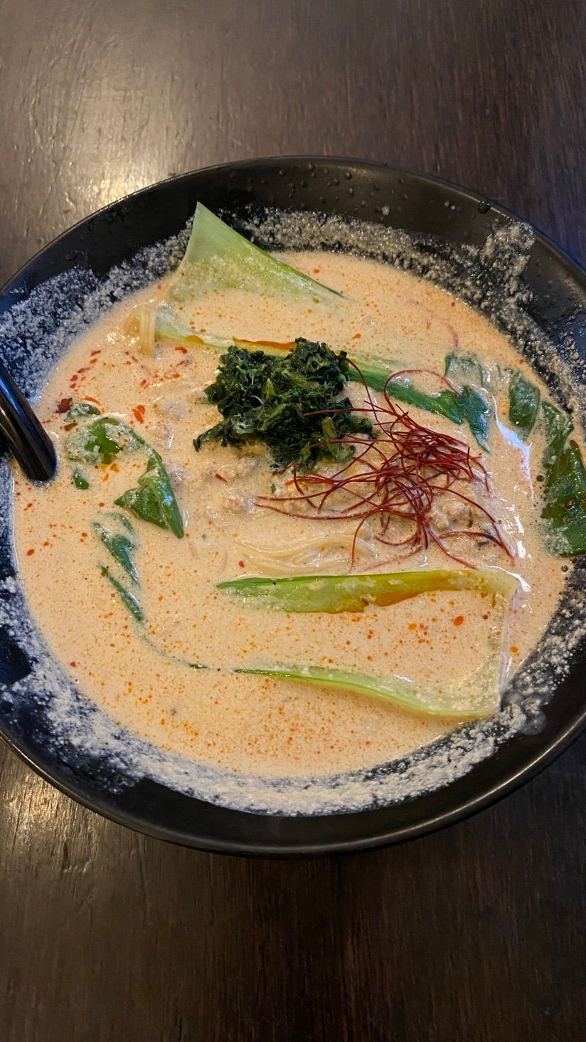 they took my ramen ( ╥ ᴗ ╥)