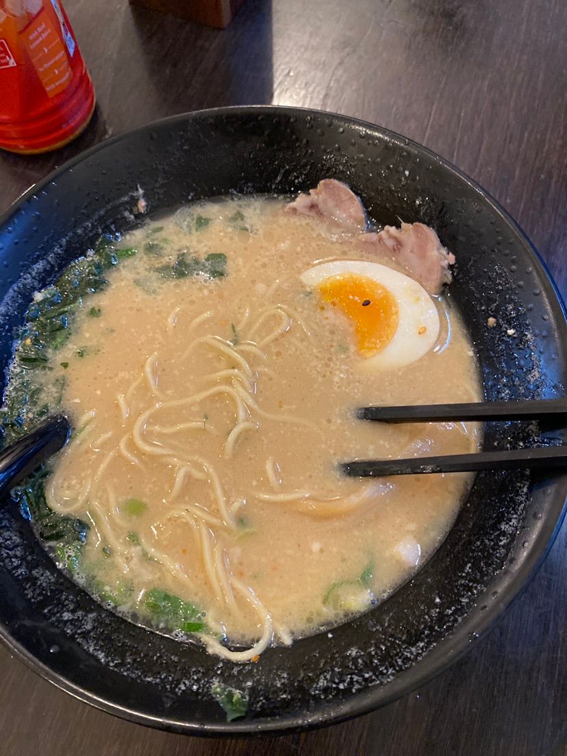 they took my ramen ( ╥ ᴗ ╥)
