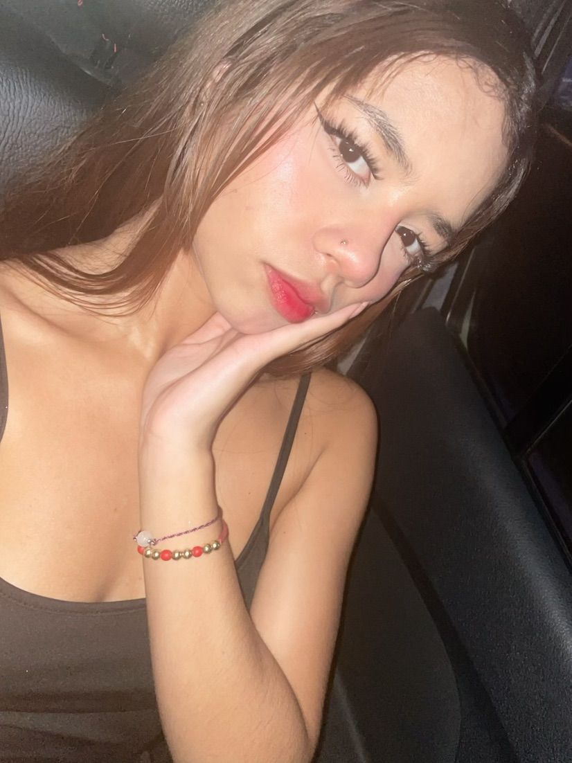 disponible para jugar y hablar 💕