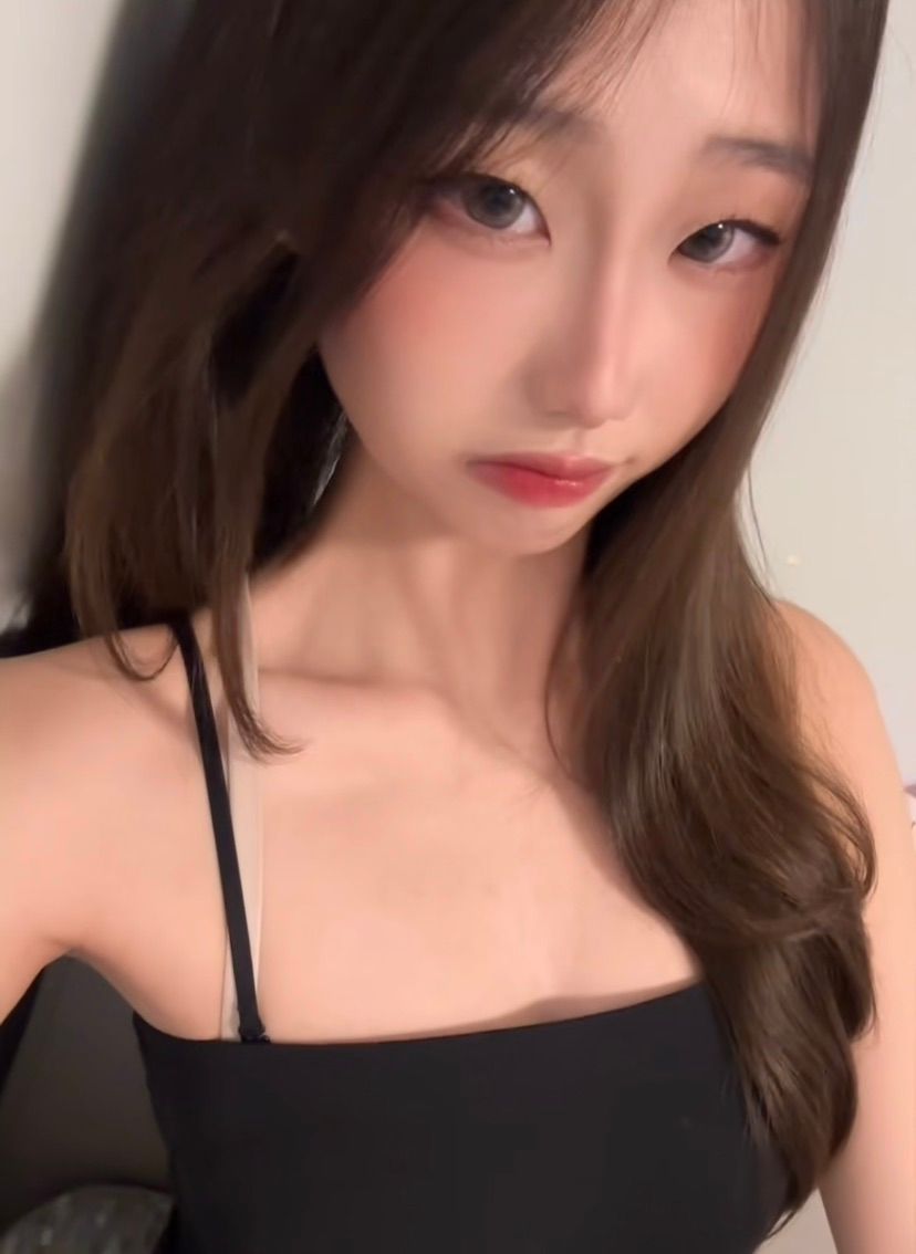 play roblox w mee :33