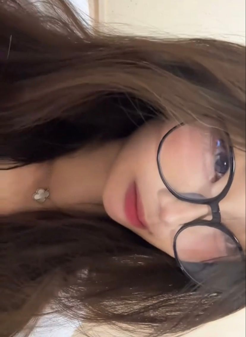 So lonely on a weekend TwT