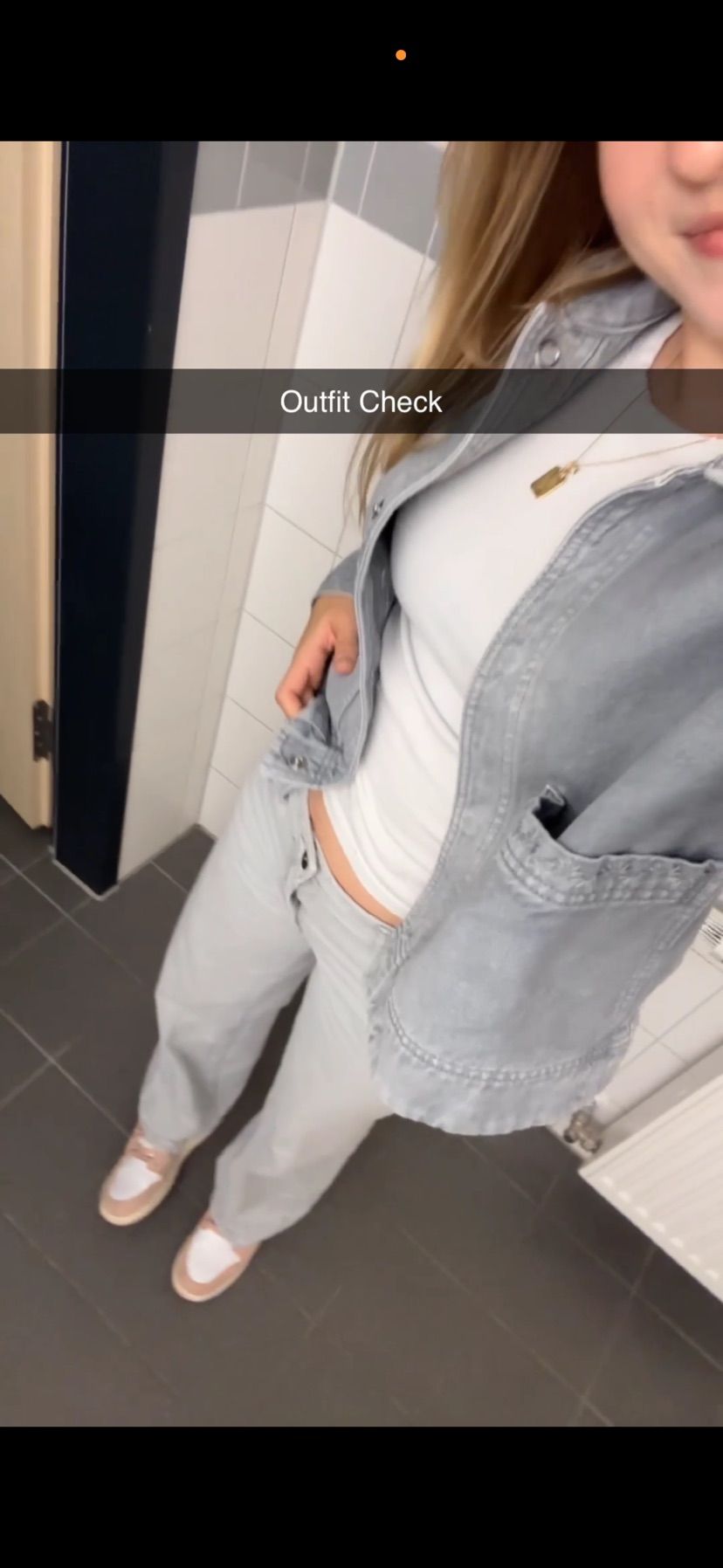 outfit check