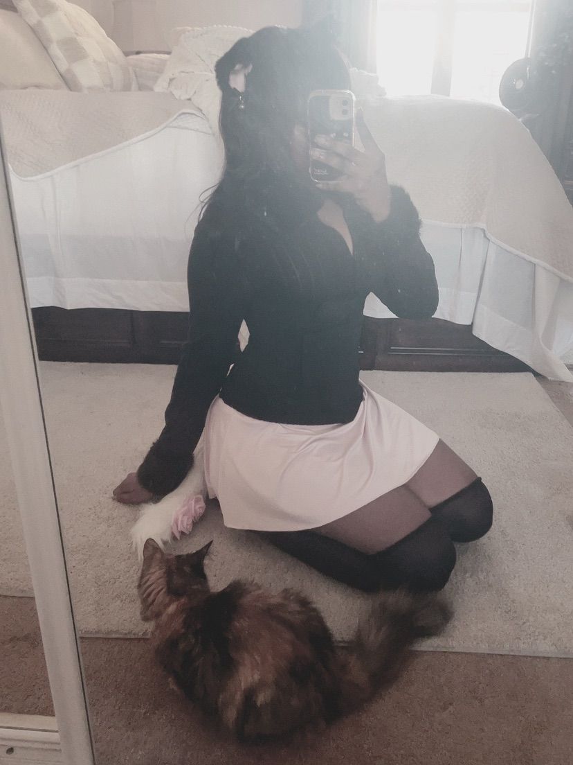Ur catgirl >.<