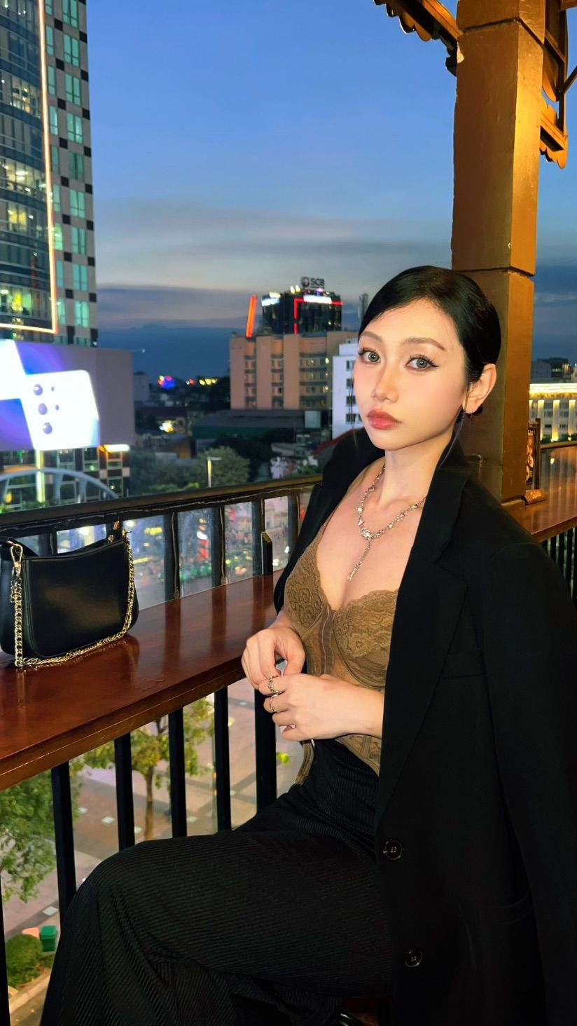 🌆🍸