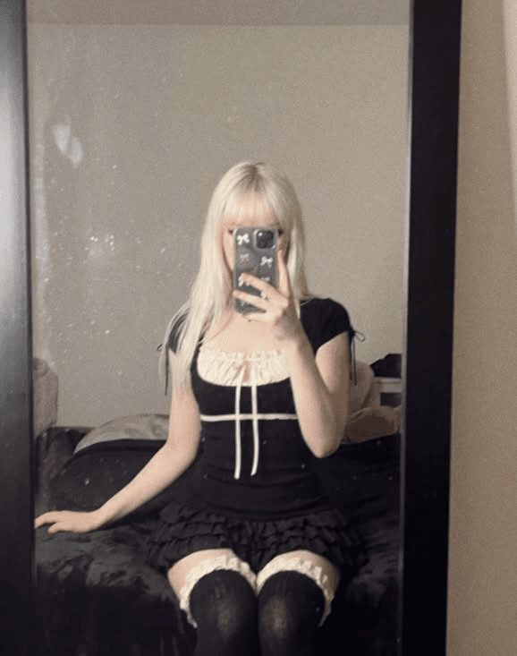 ₊‧⁺ Heyy im available right now ♱