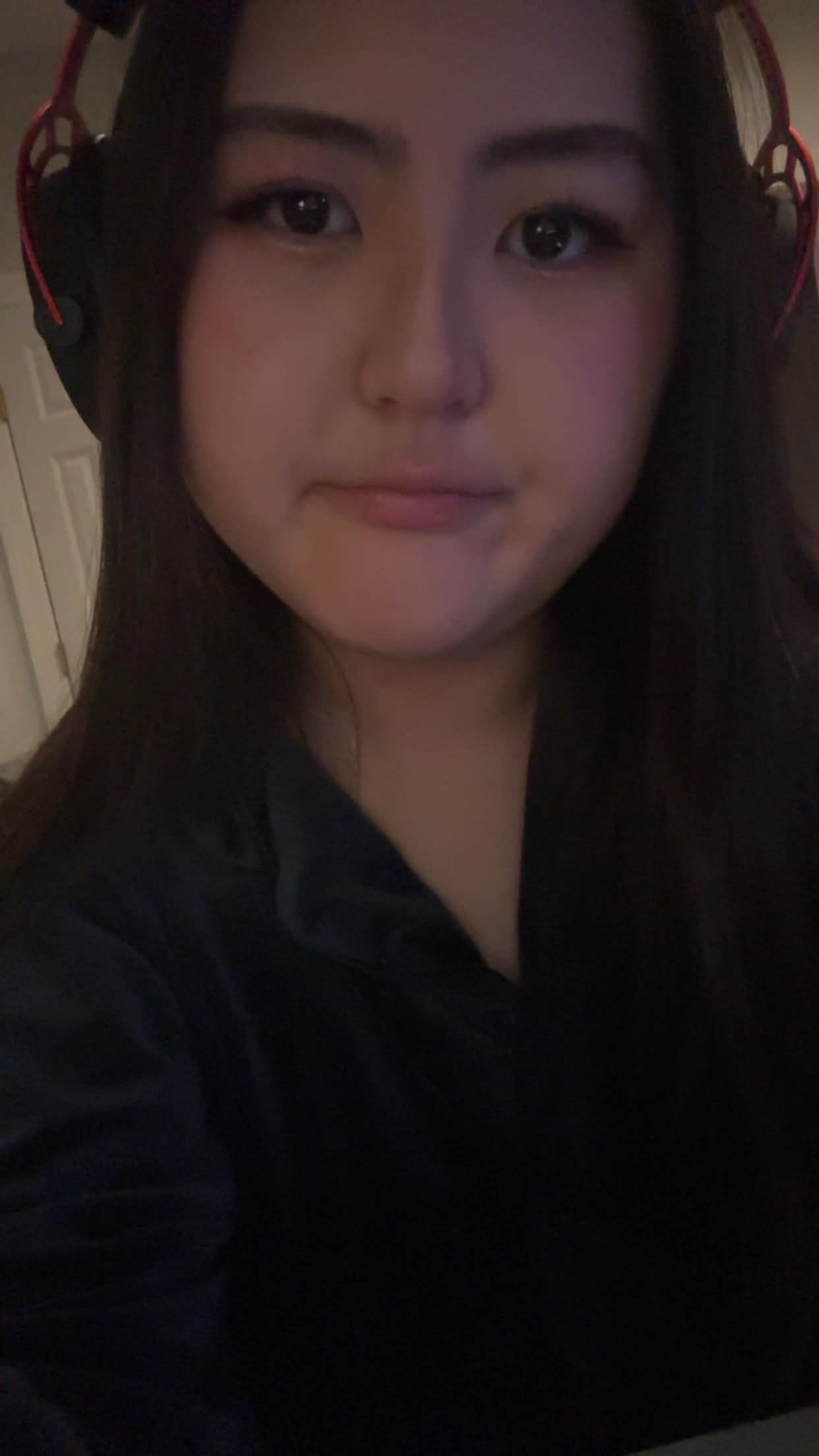come play val or ow w me :3!!