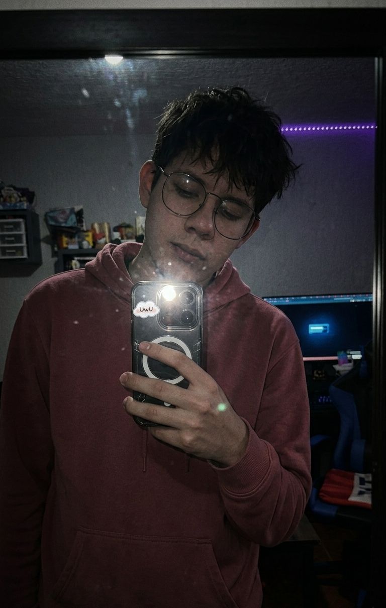Hola, estoy disponible para unas de TFT o Lol! ✨