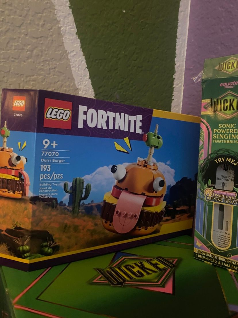 Love legos love fornite lego+fornite=perfect