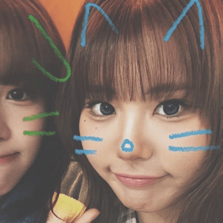 :3