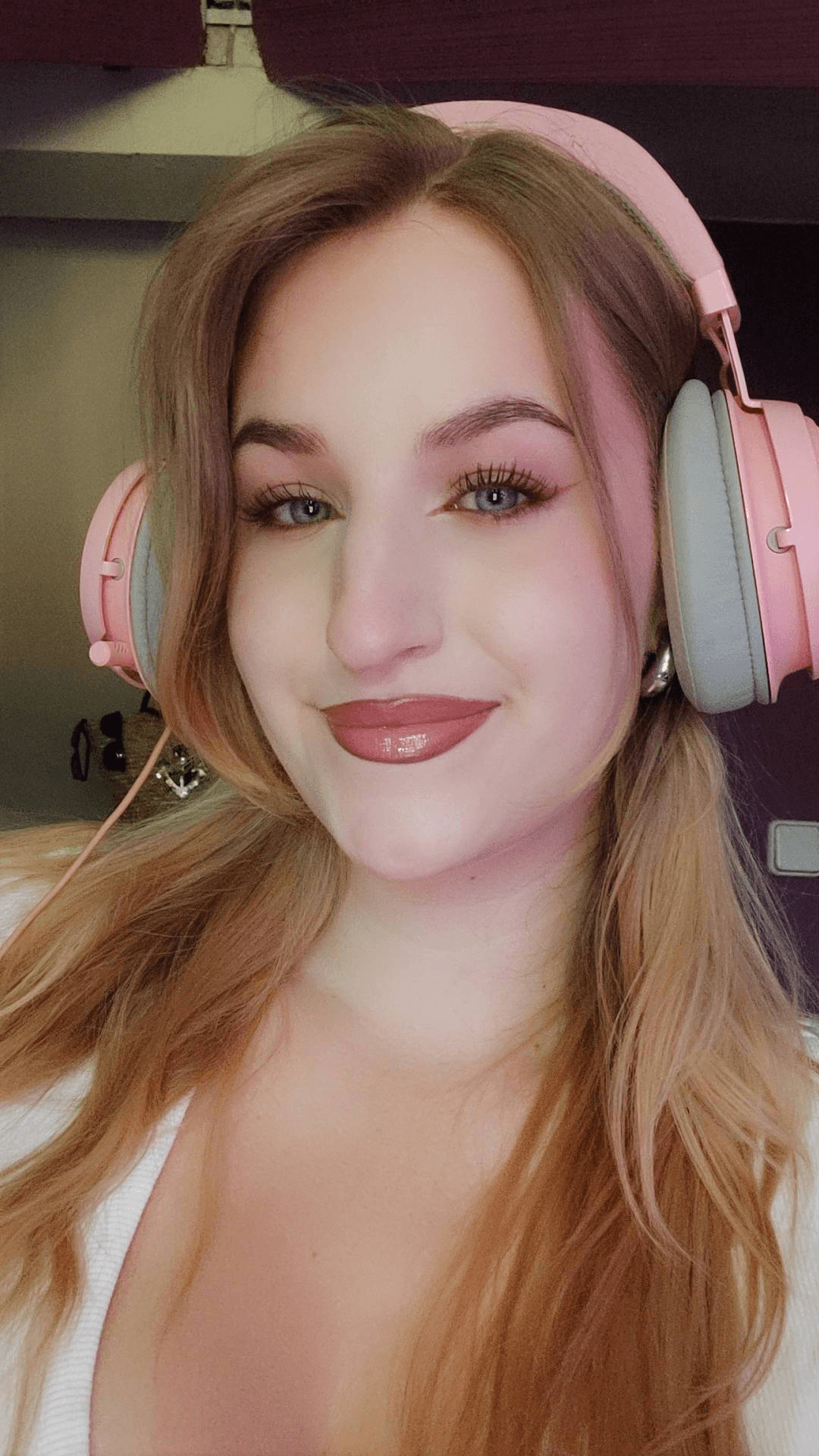 ✨ Come Hang Out With Me Today! 💜