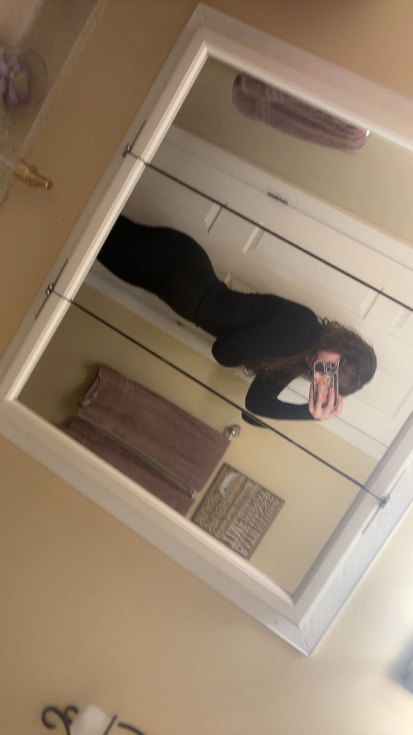 avail for vid calls and custom content