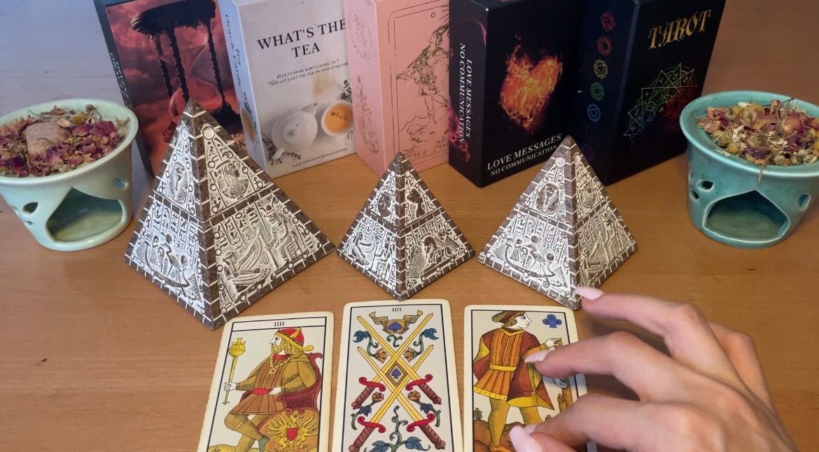 3 Card Tarot Spread🔮