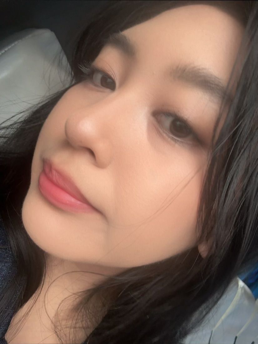 hello availablee