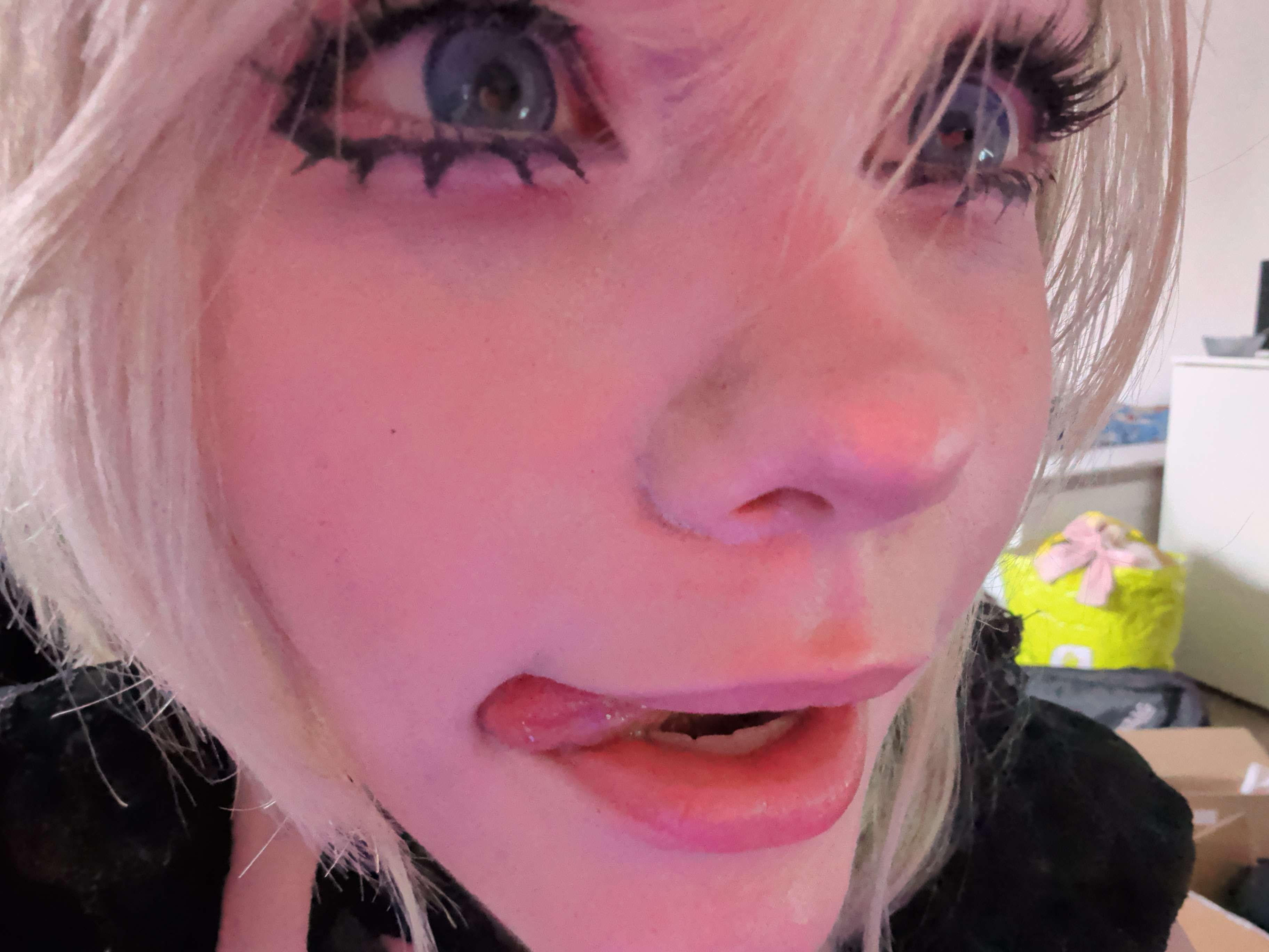 MAKEUP ON, VIDCHAT BETTER TODAY ദ്ദി/ᐠ｡‸｡ᐟ\