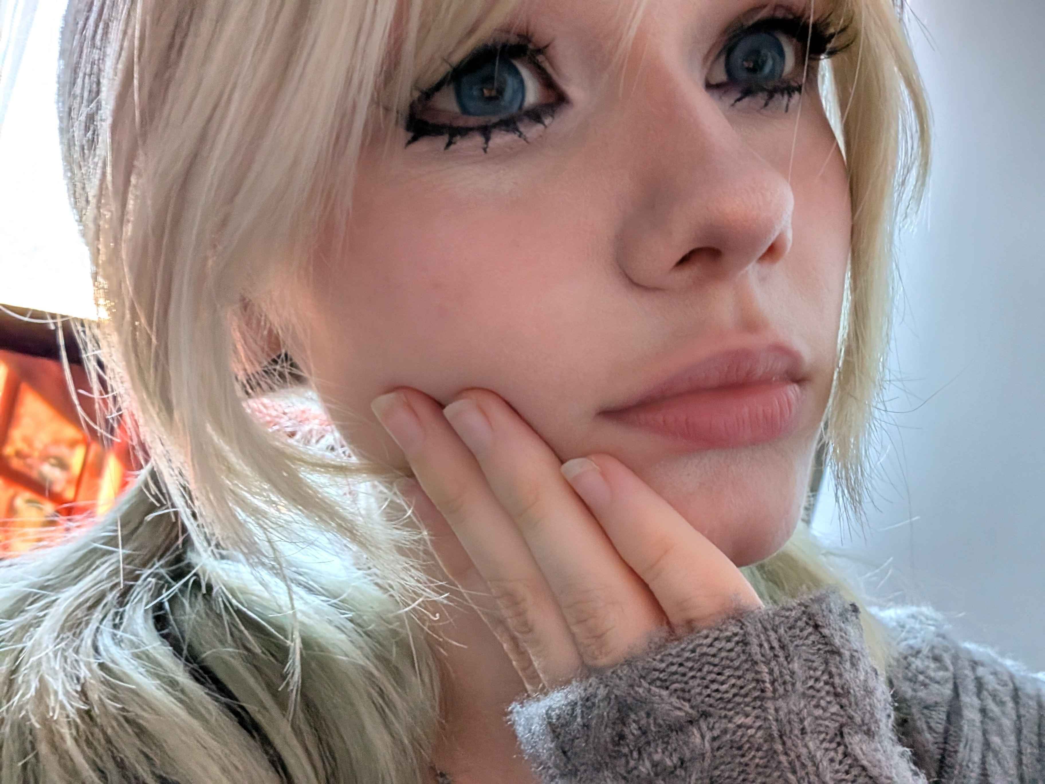 come talk to me ≽^•⩊•^≼