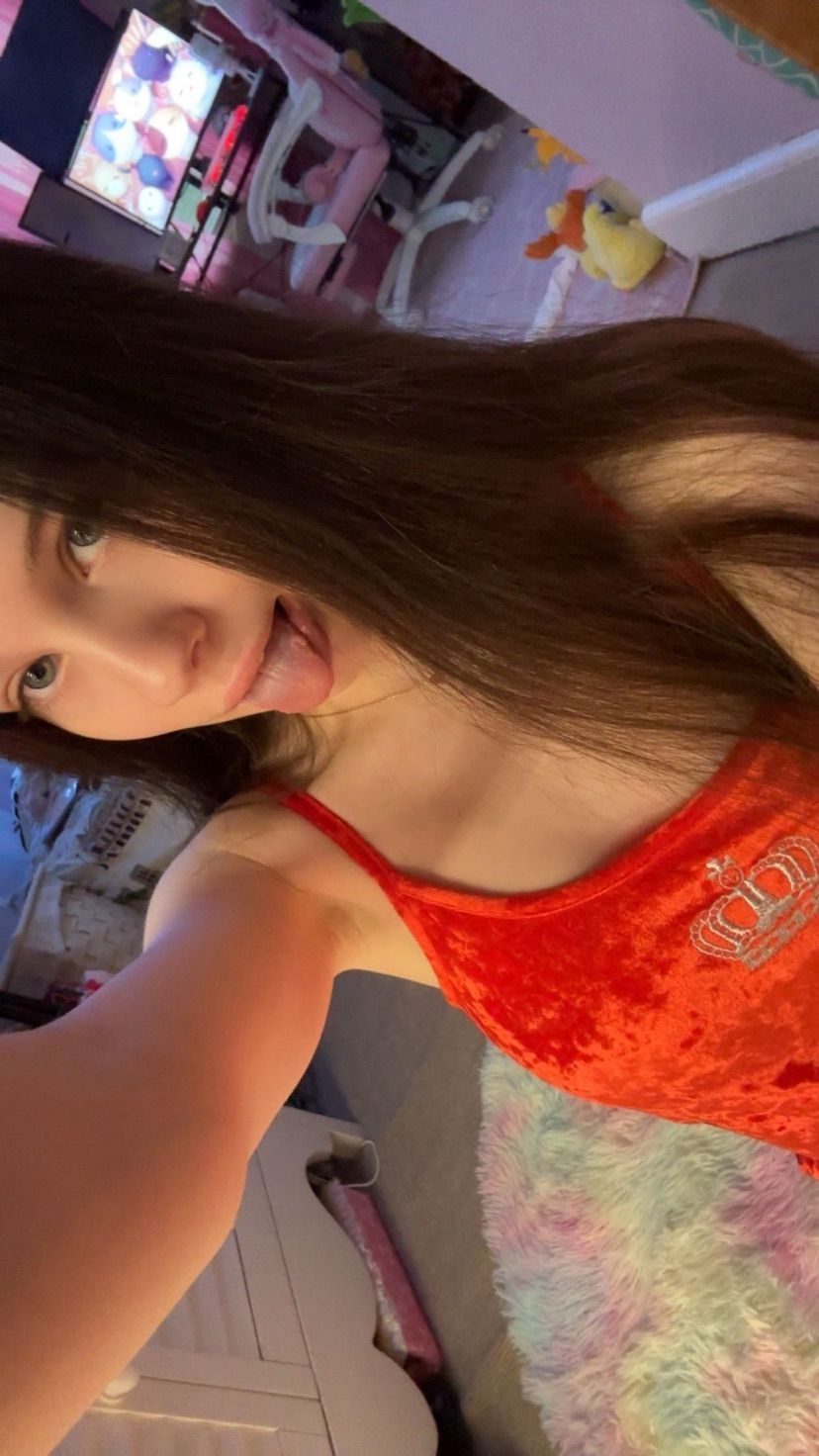 anyone wanna hangout? :3