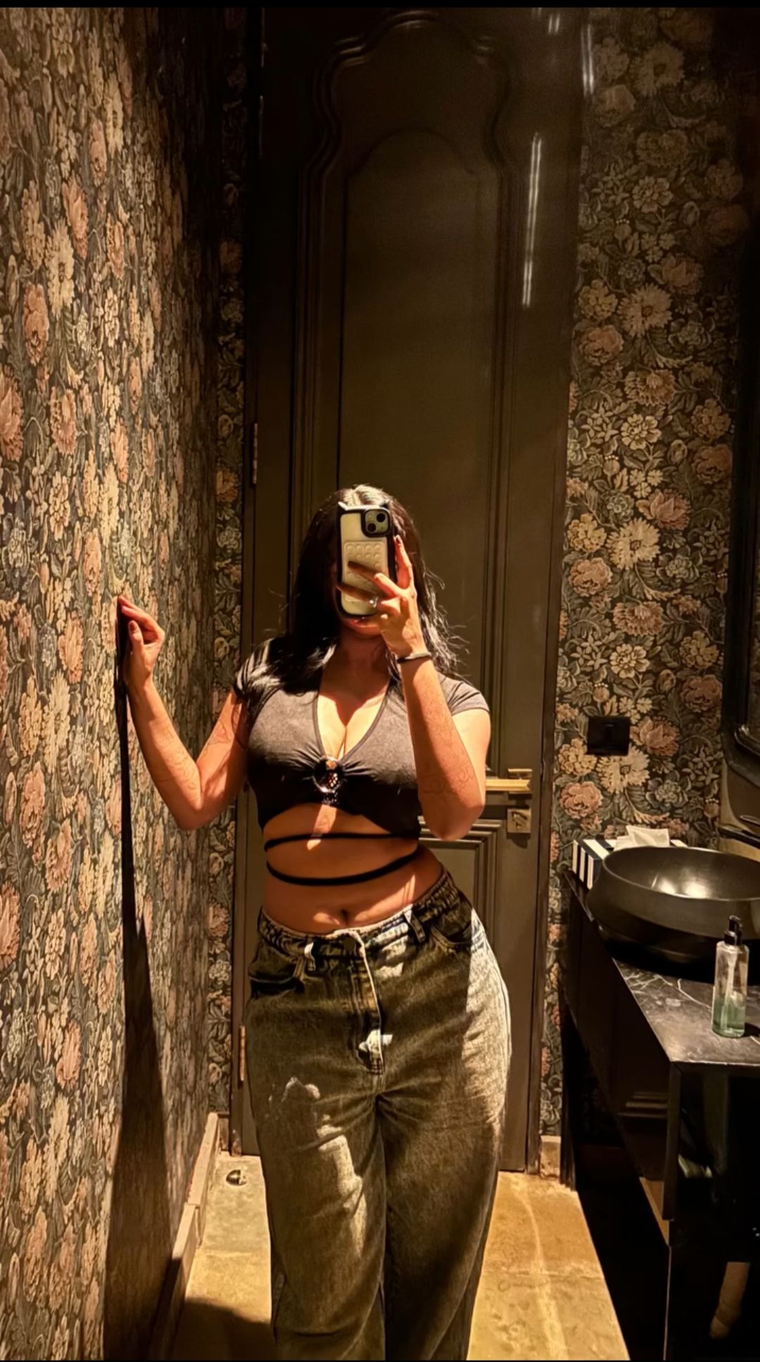 always available for pics dm me 🫶