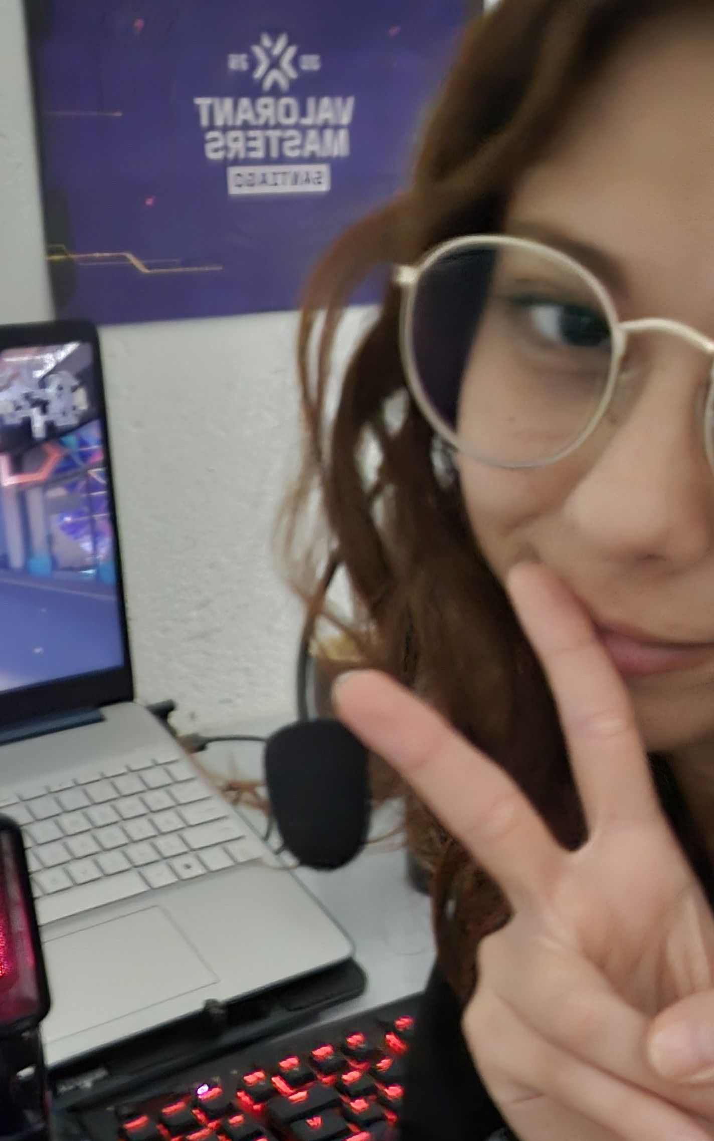 Hi, I'm new a newbie :3