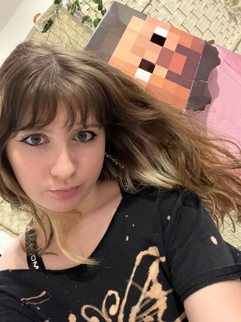 Looking for someone to queue valorant with?