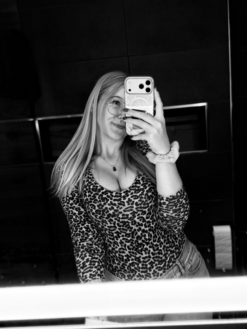 hello :33