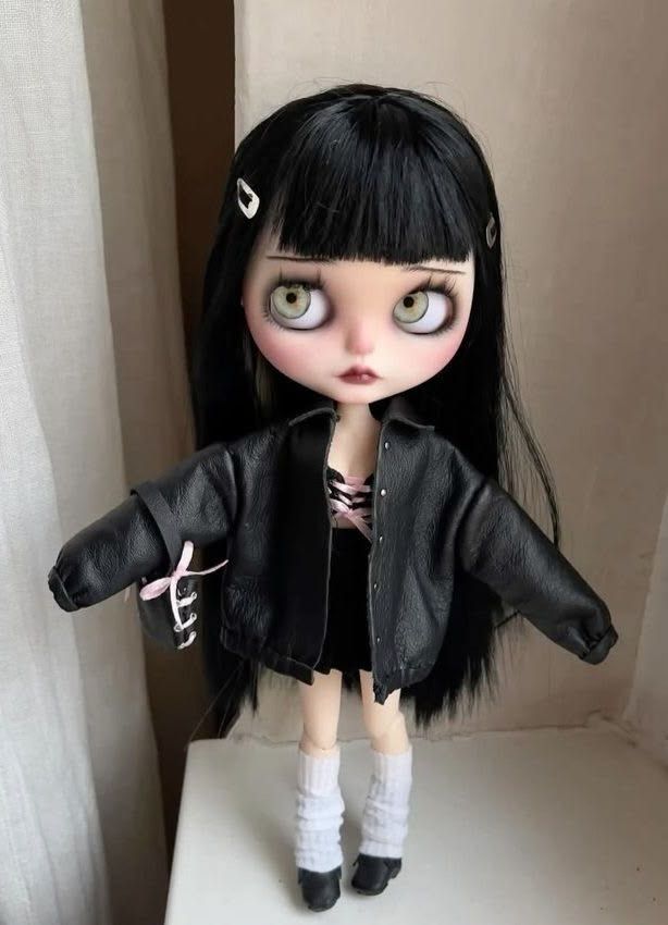 Why do I need this ?! x🖤