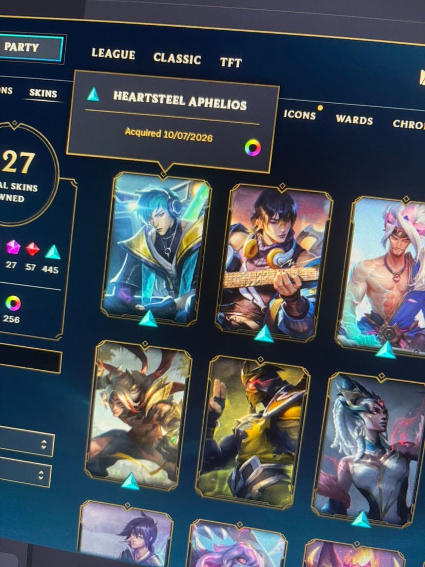 what do u think of the new aphelios skin?<3