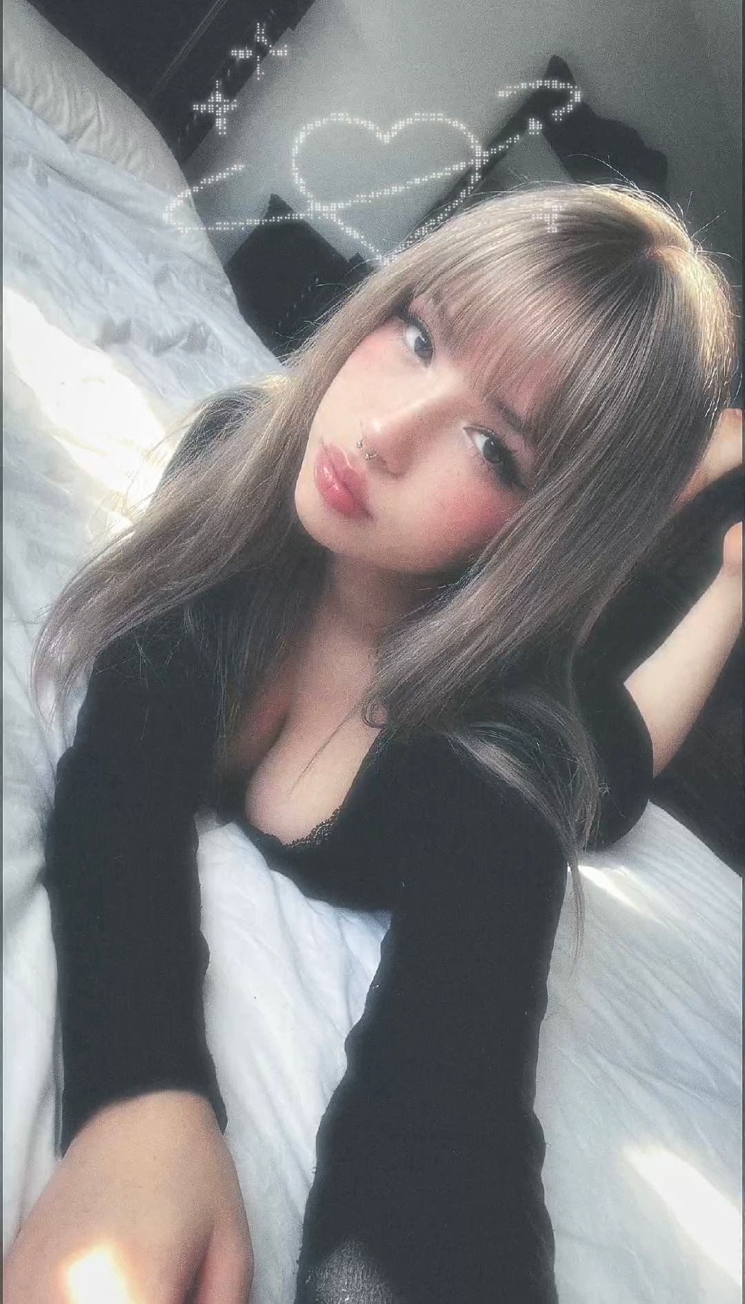 hiii :3 Today is a good day for games,e-chat,pics