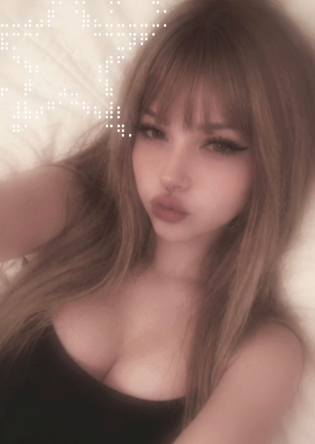 Available to play with you, pics, chat 🎀