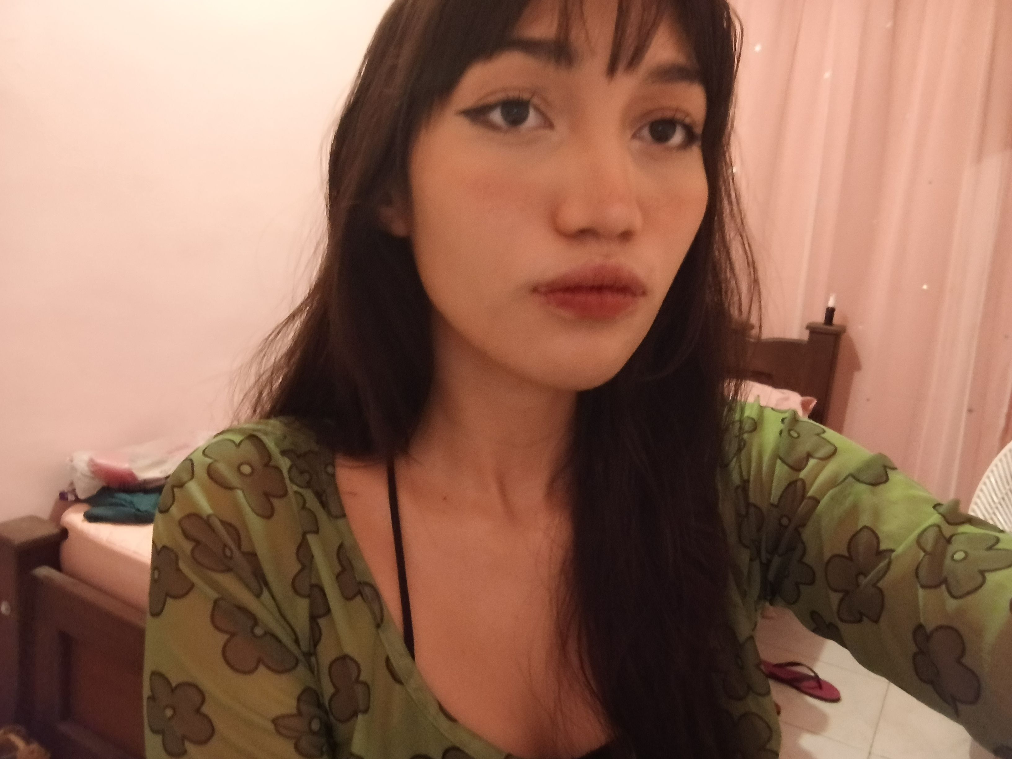 😺