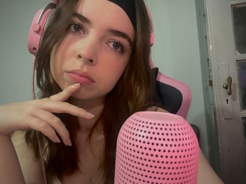 wanna keep me company tonight? ♡