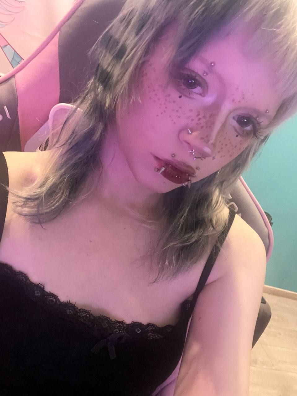 meow (˶˃ ᵕ ˂˶)