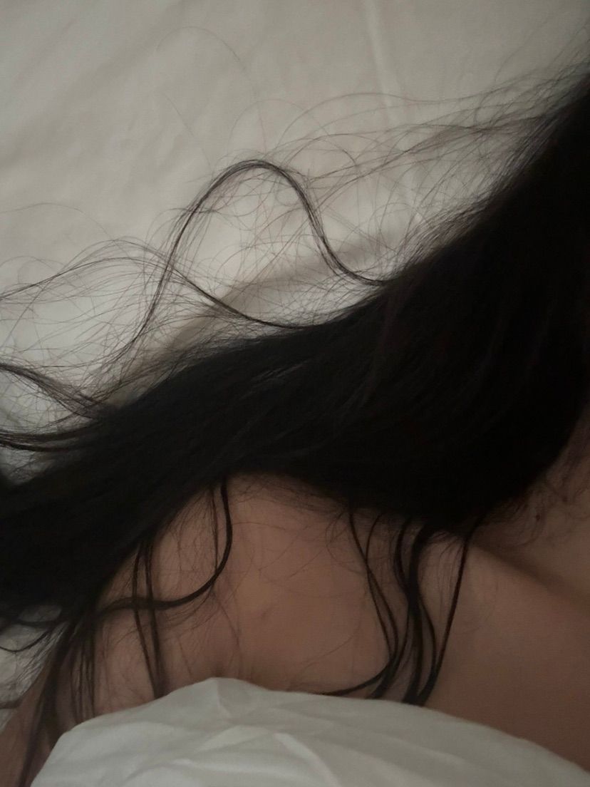 sleeping in wet hair ;-;