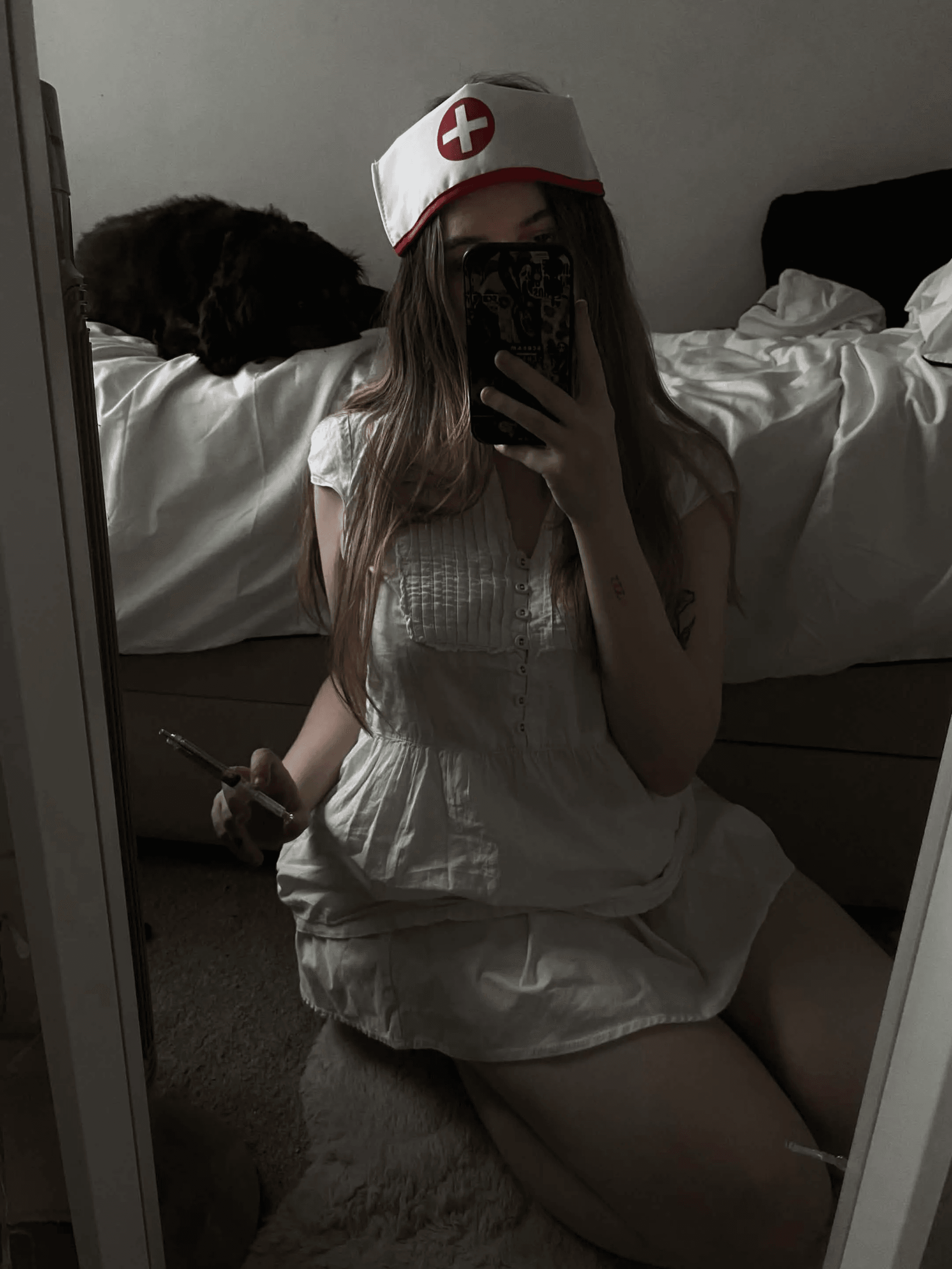 games, chatting, pics <3