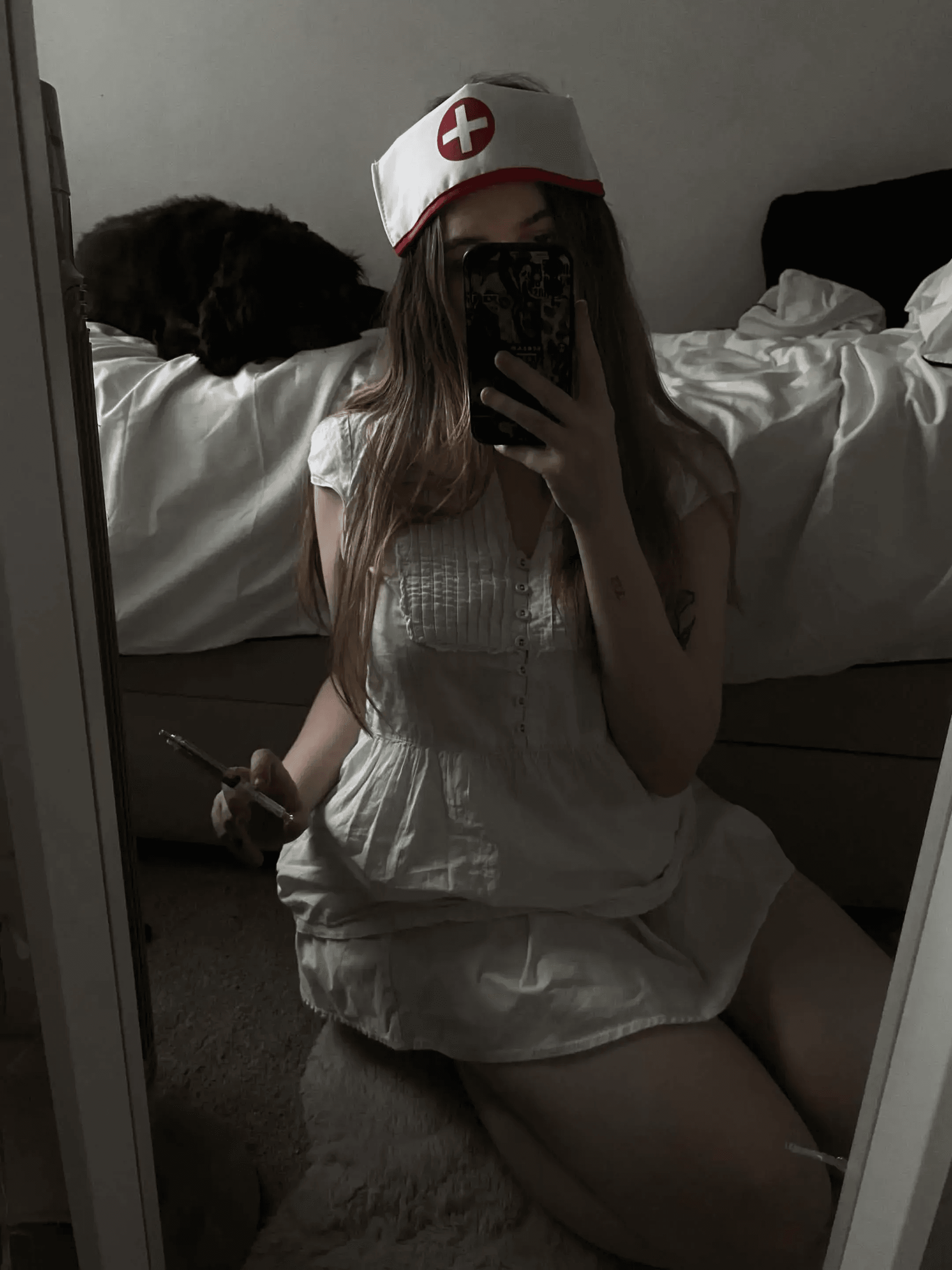 pics + texting <3