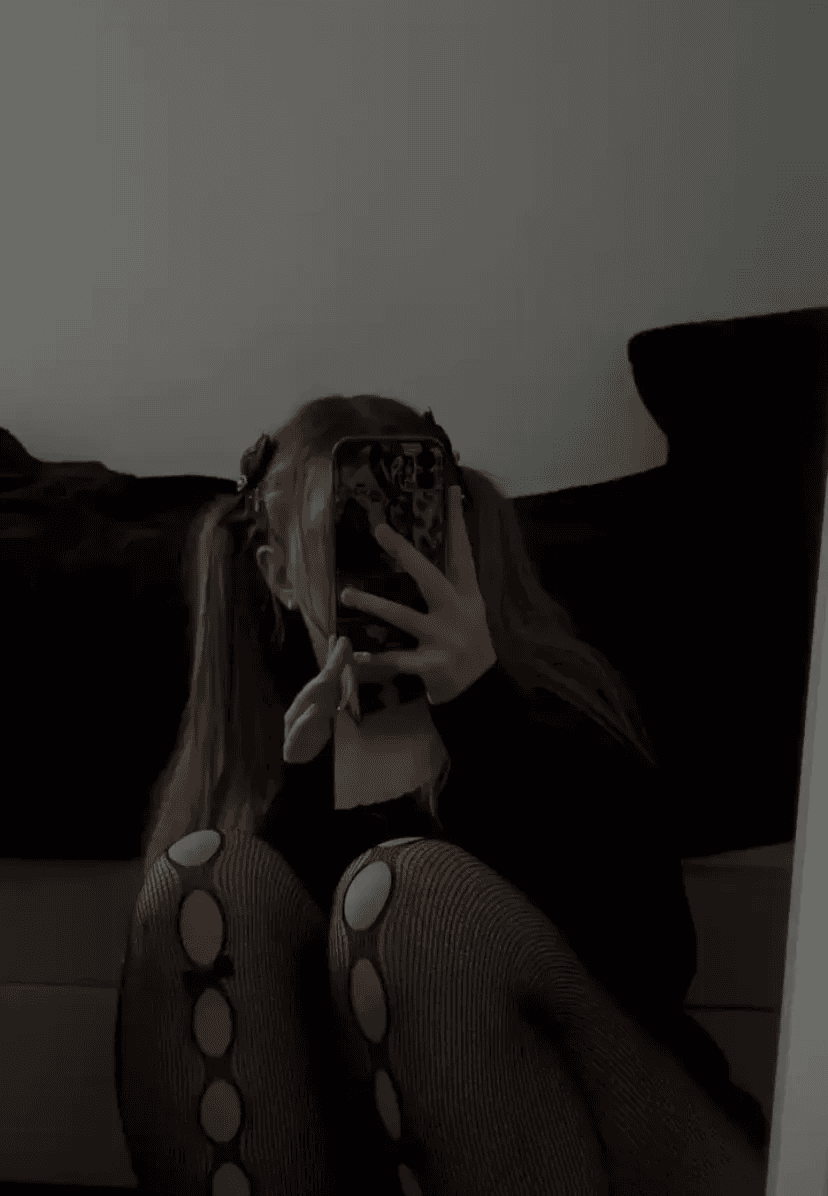 games, chatting, pics <3