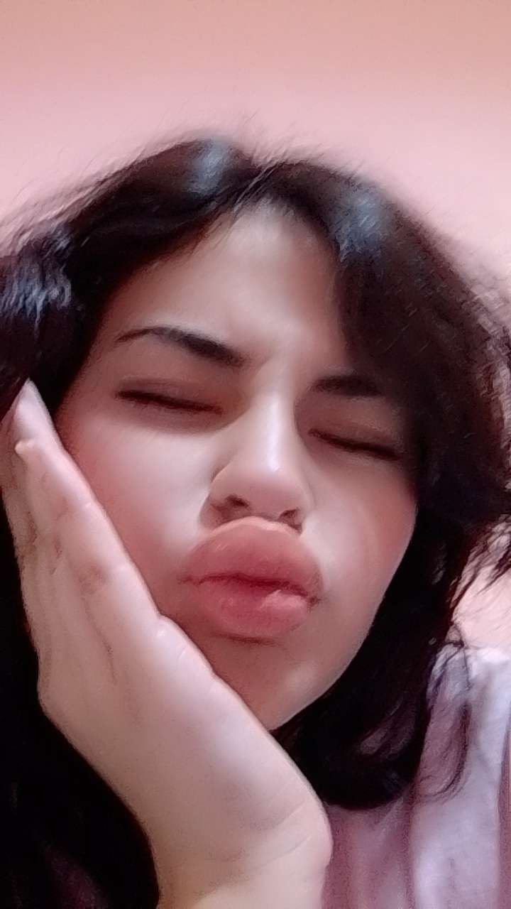 hii new here ^^